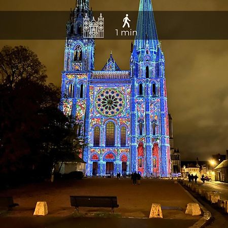 Henri En Scene - Charme & Confort En Hypercentre Chartres - Au Pied De La Cathedrale Kültér fotó