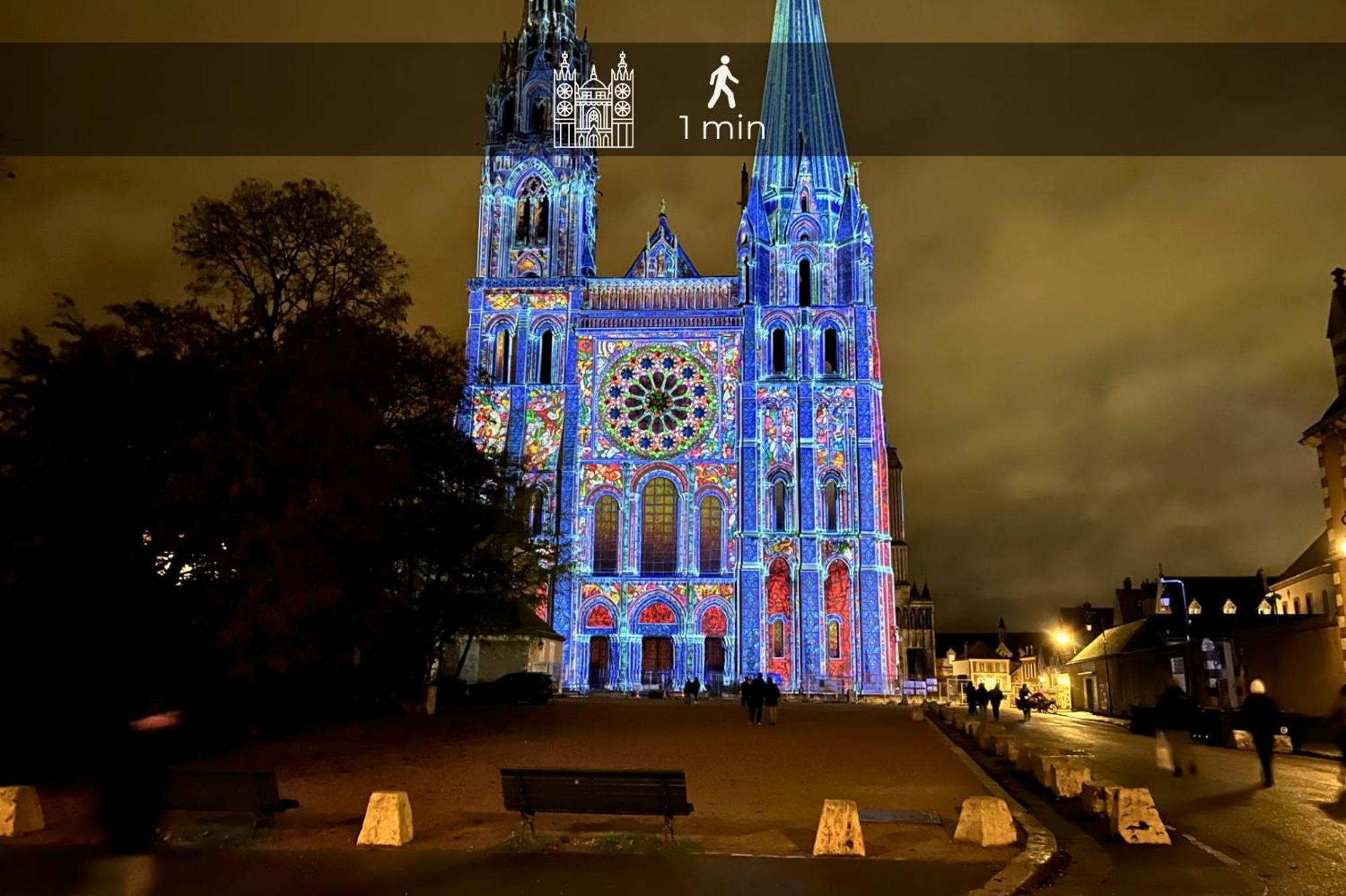 Henri En Scene - Charme & Confort En Hypercentre Chartres - Au Pied De La Cathedrale Kültér fotó